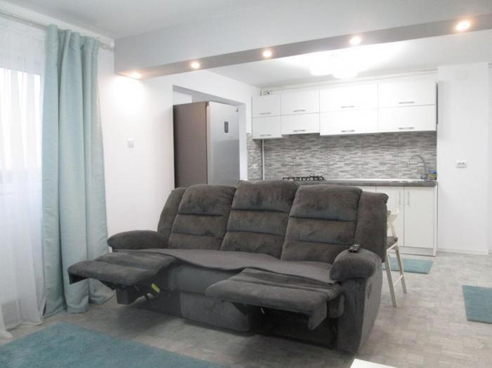 Apartament Sarra Tergovistye Kültér fotó