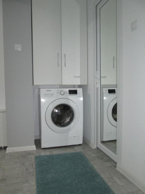 Apartament Sarra Tergovistye Kültér fotó